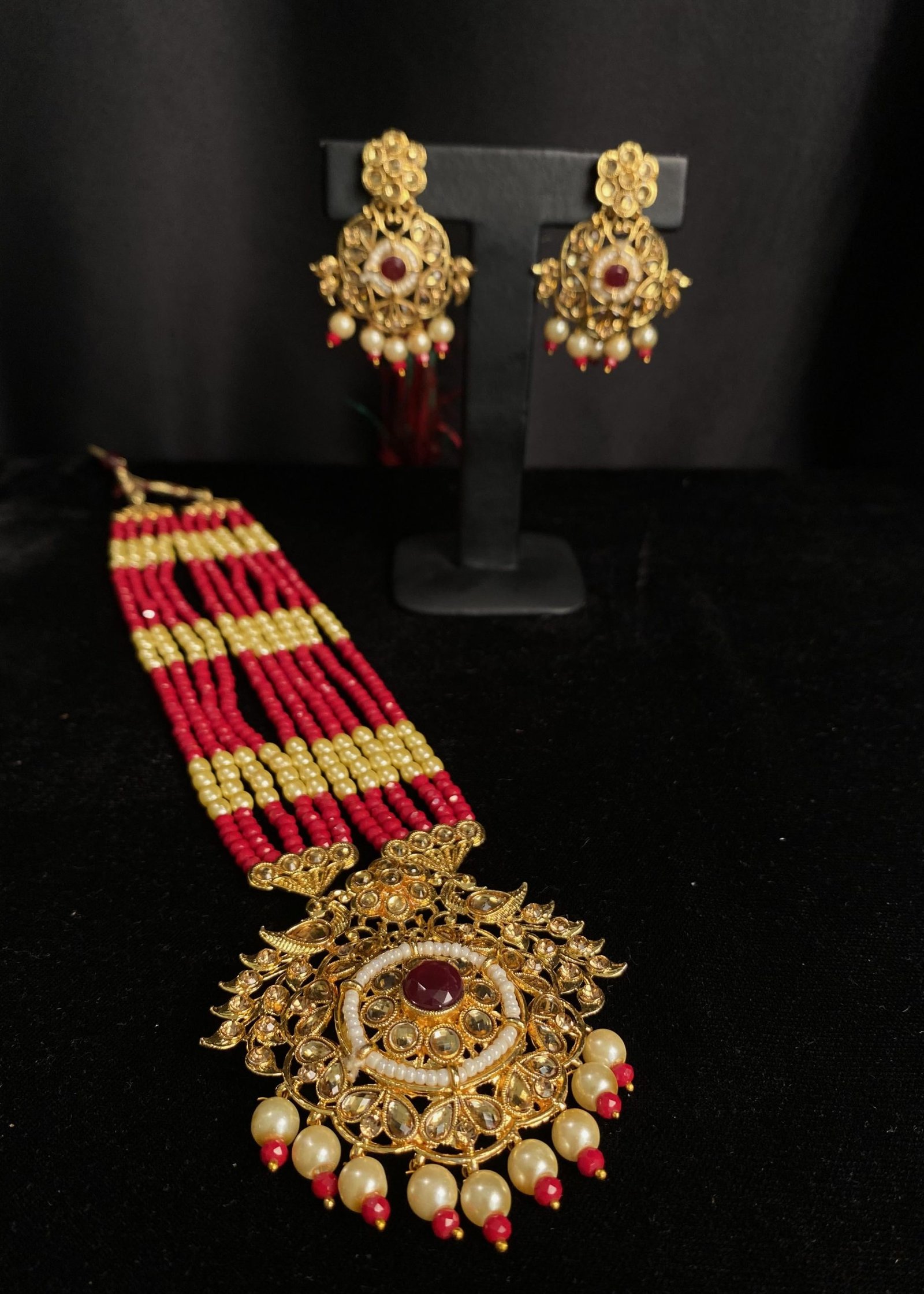 Kundan Long Mala with Red and Ivory pearl-bead setting1