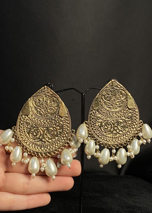 Teardrop Oxidized Gold Pearl Earrings