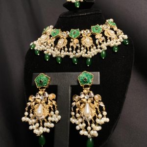 Tamara Sugarstone Necklace Set in Emerald Green