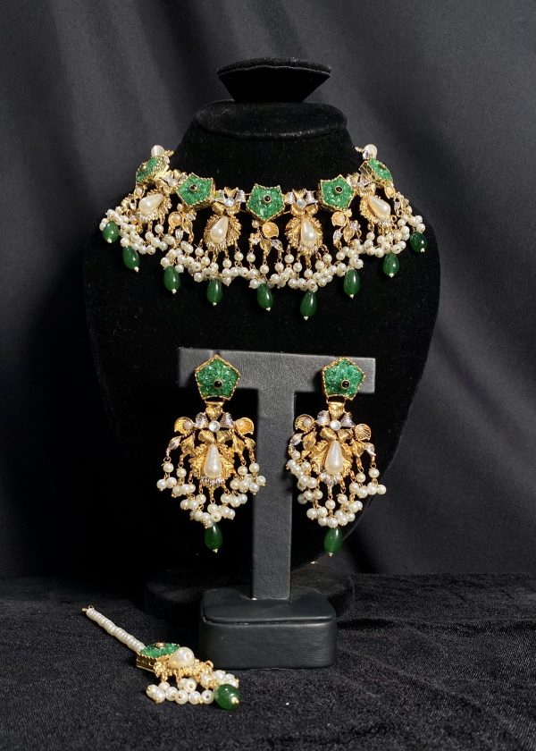 Tamara Sugarstone Necklace Set in Emerald Green