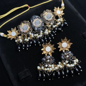 Reema Traditional Indian Jewelry Set
