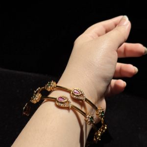 Mehreen South Indian Paisley Karas