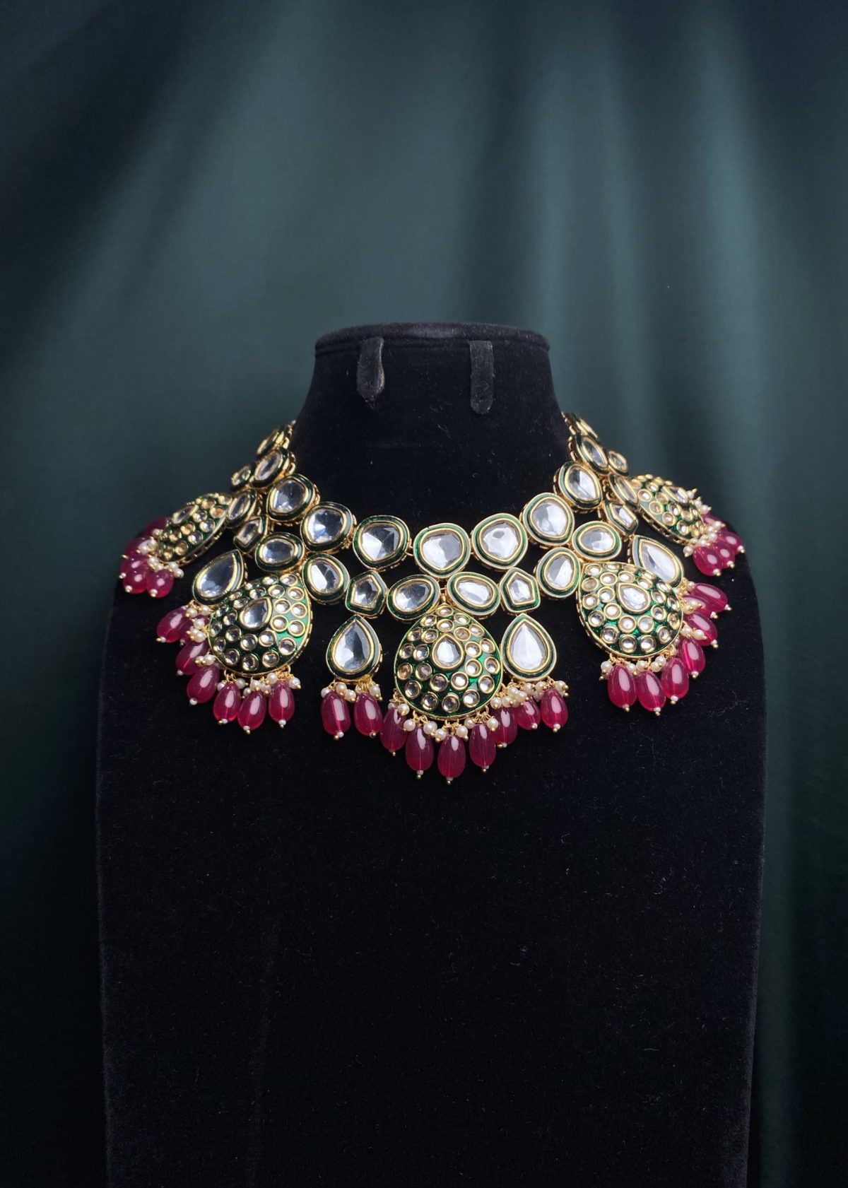 NIGAAR KUNDAN SET