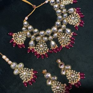 NIGAAR KUNDAN SET