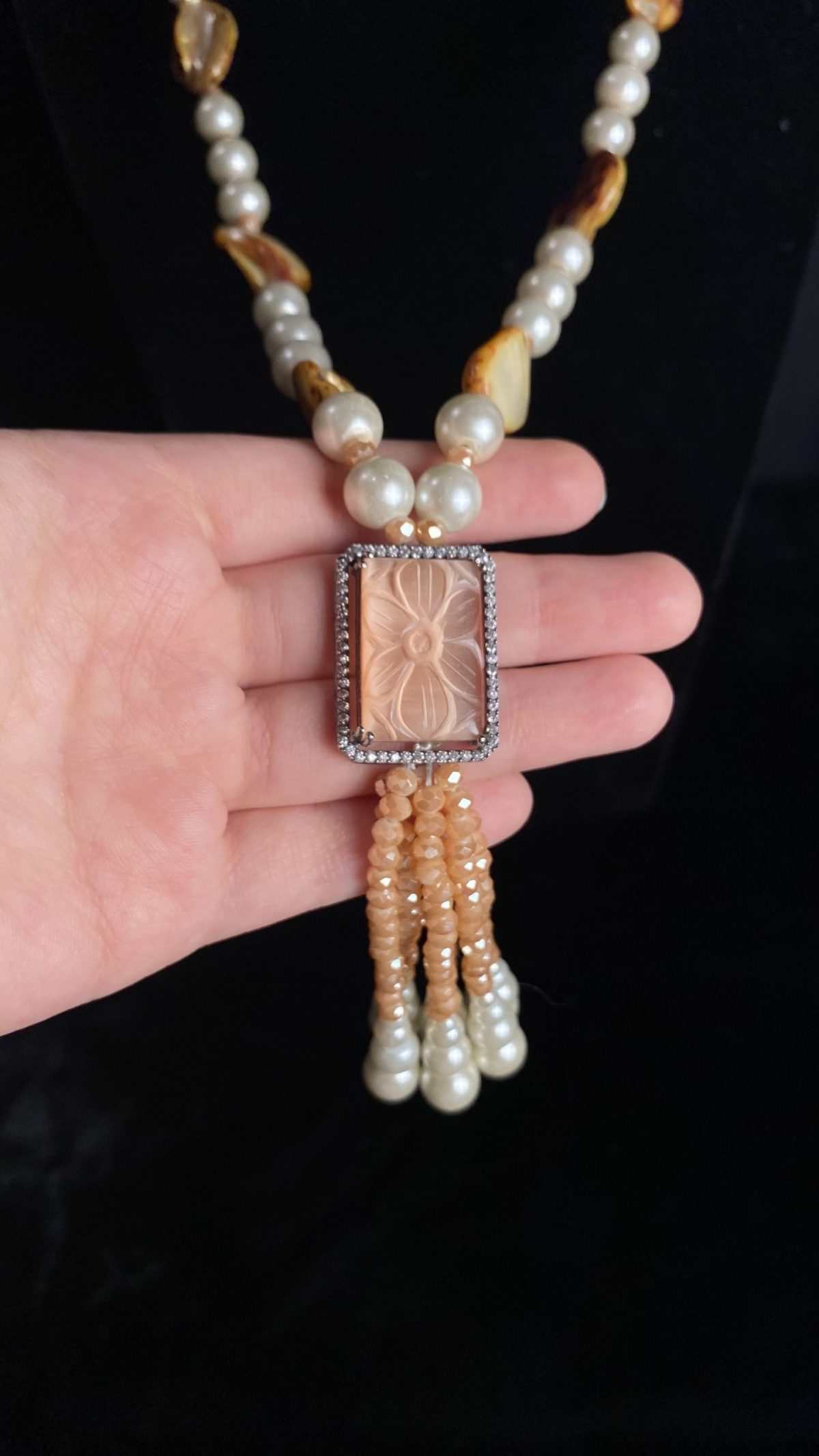 Champagne Pearl & Shell Tassel Mala