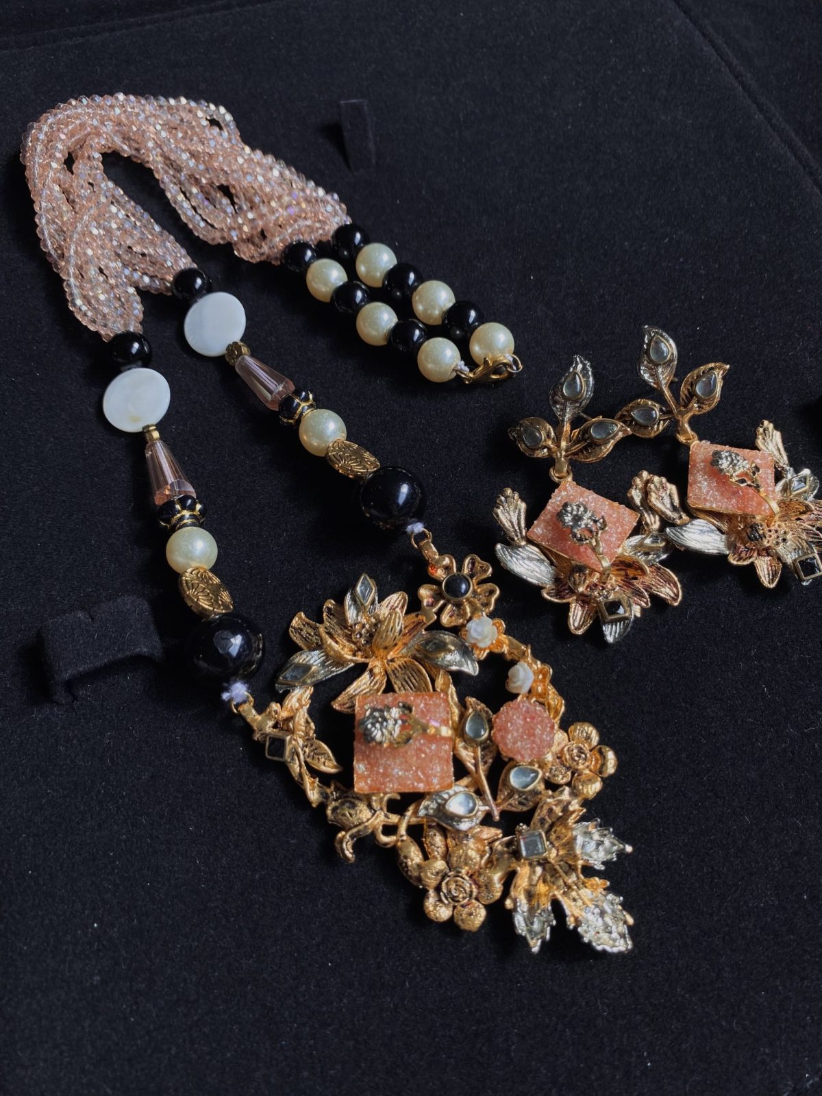 Peach Sugarstone Mala set with earring