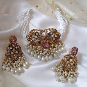 Shafaq Sugarstone Pearl Choker Set