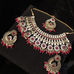 Mirror Radiance Sheesha Necklace Set Magenta