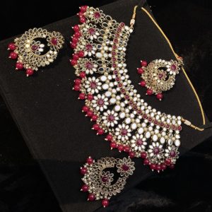 Mirror Radiance Sheesha Necklace Set Magenta