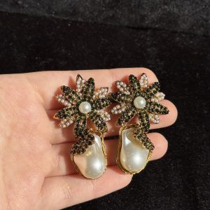 Zinnia Bloom Drop Earrings