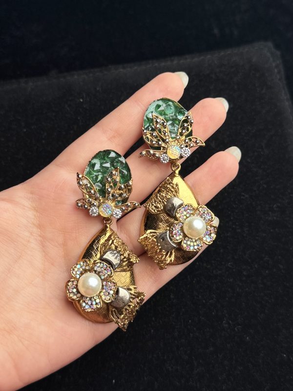 Aurelia Bloom Pearl Earrings with gold frame and crystals in Emerald