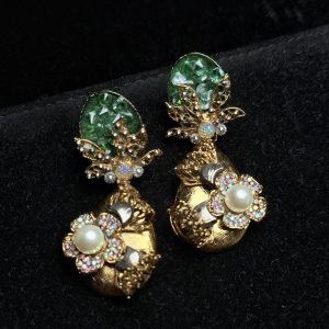Aurelia Bloom Pearl Earrings with gold frame and crystals in Emerald