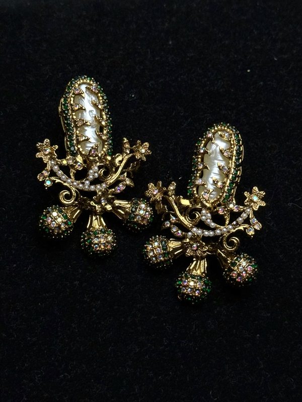 Baroque Pearl Celestial Starburst Earrings green