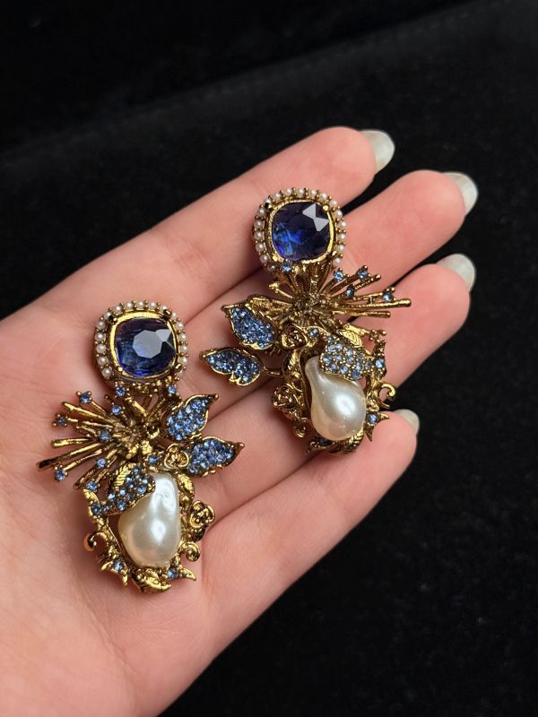 Dewdrop Pearl Earrings with crystal accents in Blue
