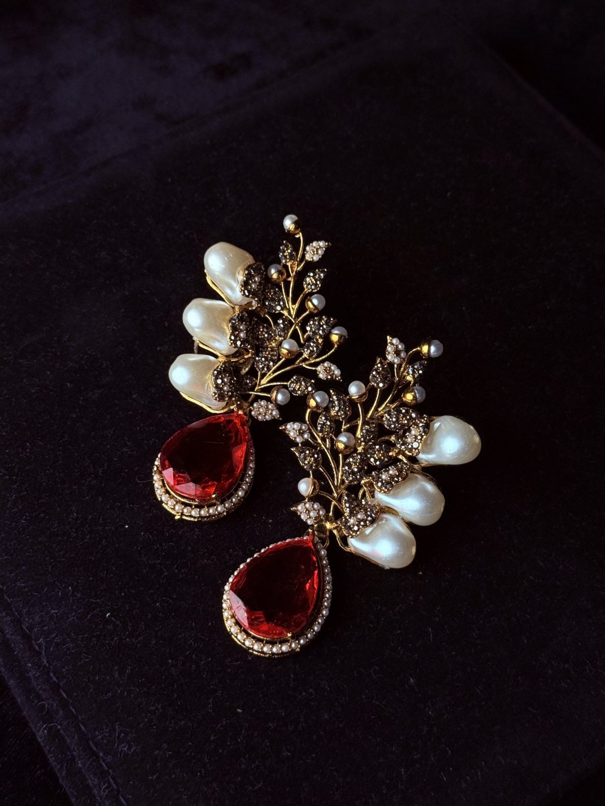 Elora Bloom Pearl & Gem Drop Earrings Red&black