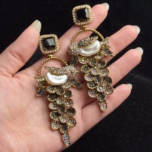 Fleur Orchard cascade earrings with crystals and a baroque pearl in black