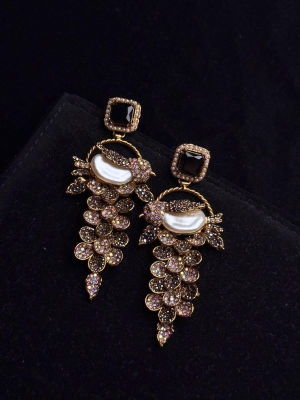 Fleur Orchard cascade earrings with crystals and a baroque pearl in black