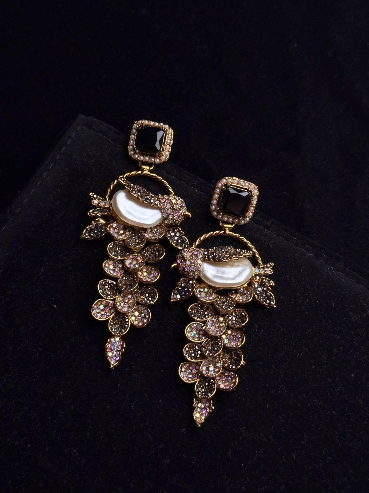 Fleur Orchard cascade earrings with crystals and a baroque pearl in black