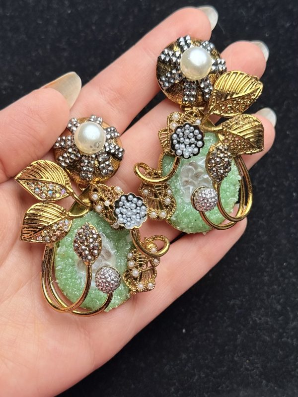 Honey Bloom Pearl Earrings with gold frame in Sea Green