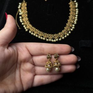 Esha Antique Pearl & Gem Choker Set