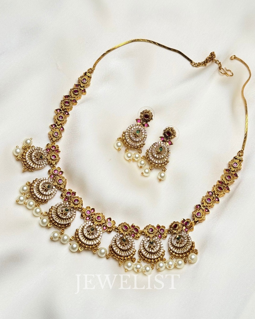 Riwayat Choker Set - South indian artistry.