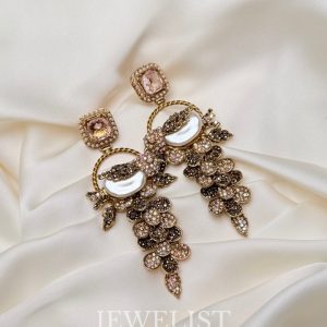 Fleur Orchard cascade earrings with crystals and a baroque pearl in pink