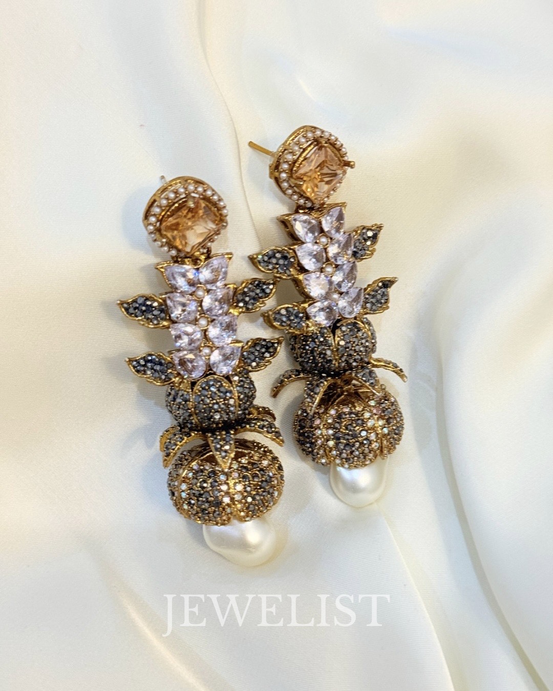 Cocktail Cascade Earrings in Champagne