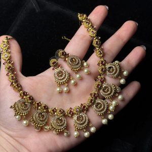 Riwayat South Indian Choker Set