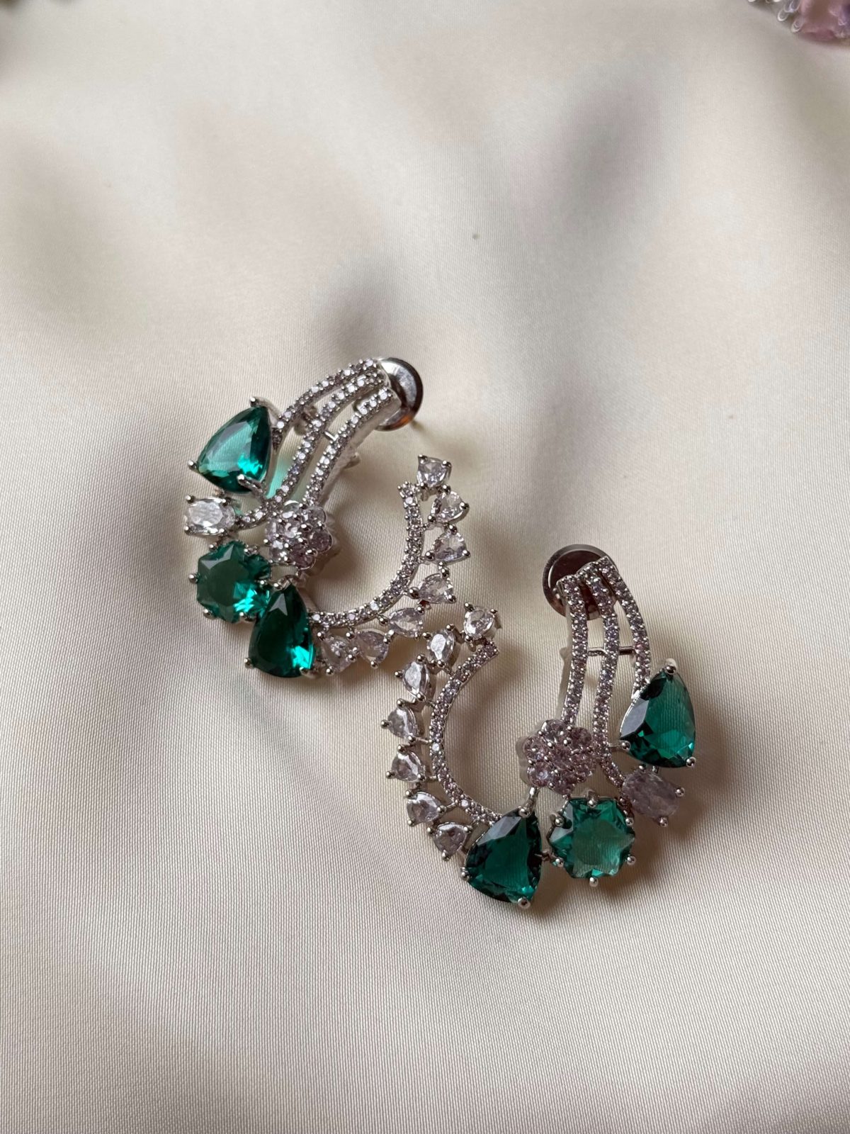 Galaxy Silver Hoop Studs with Emerald Green Gemstones - Jewelist.pk (Fashion Jewellery)