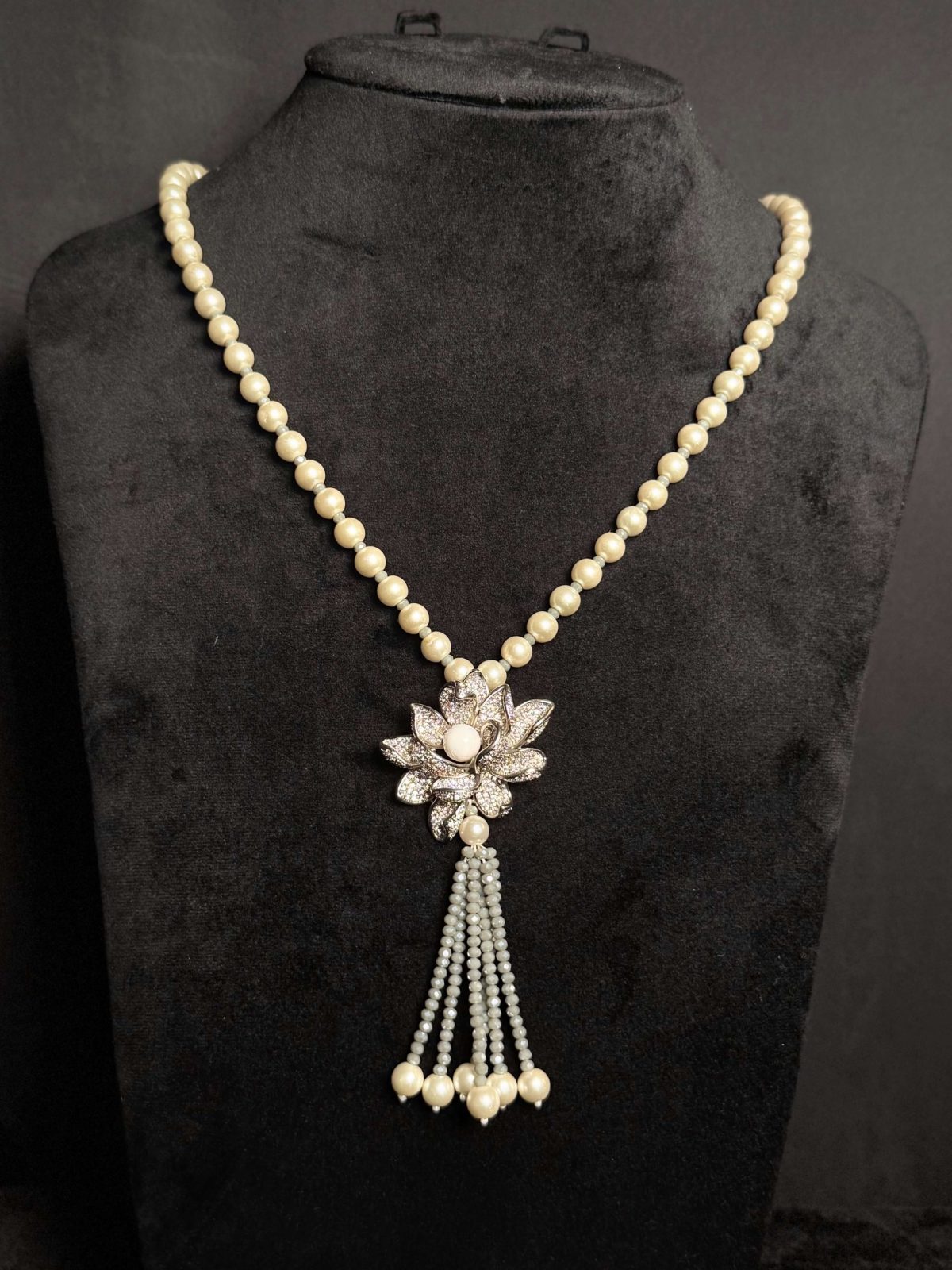 Flower Pearl Sautoir Necklace (Long Fashion Jewellery Mala) Grey - Jewelist.pk