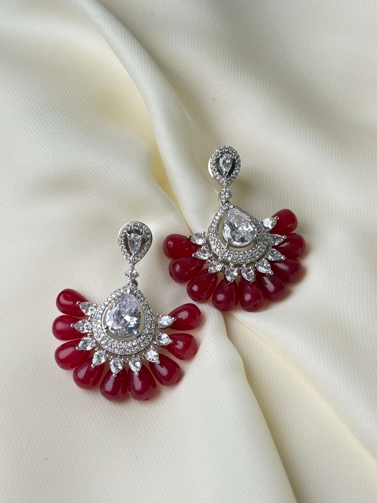 Jewel Fan Emerald Green Drop Jewellery Earrings in Red - Jewelist.pk (Fashion Jewellery)