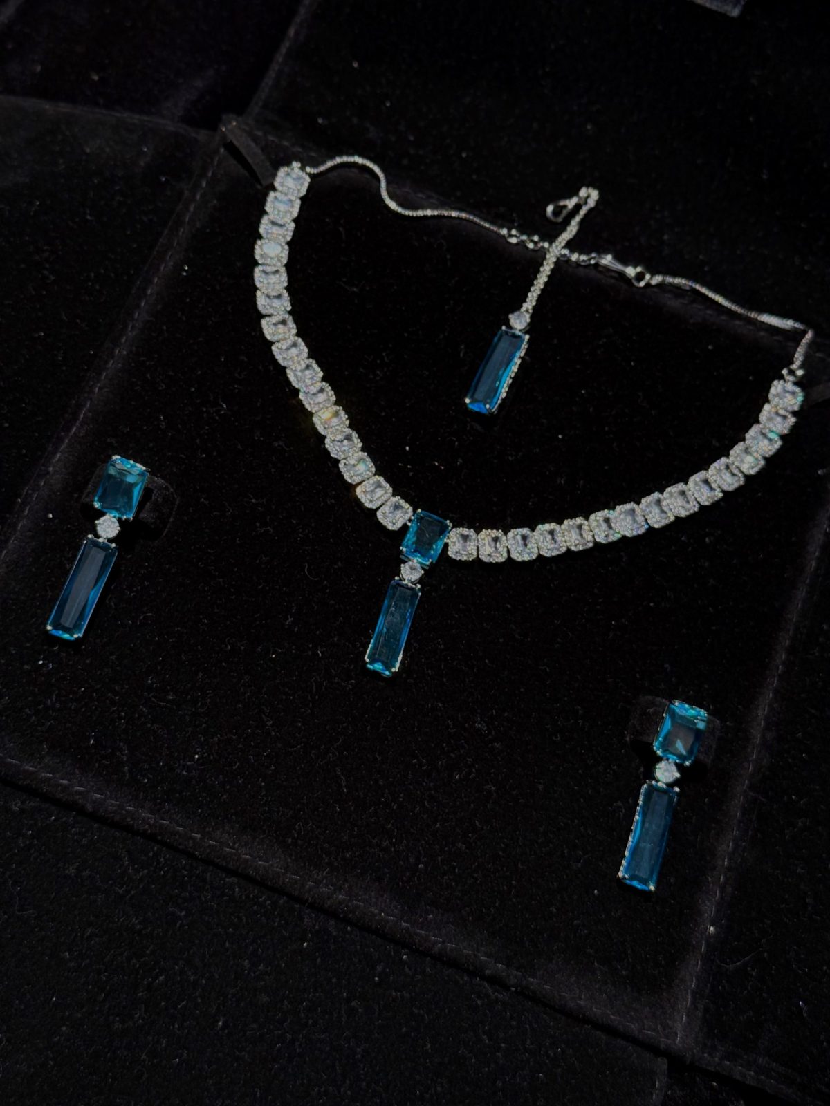 Twilight Rectangle Pendant Necklace and Earrings Set in Aqua