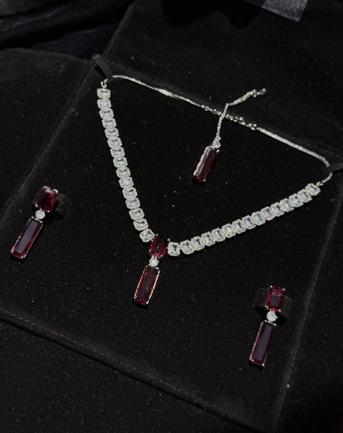 Twilight Rectangle Pendant Necklace and Earrings Set in Red