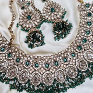 Glorious Izzah Bridal Set in Emerald Green - Artificial Bridal Jewellery Pakistan by Jewelist.pk