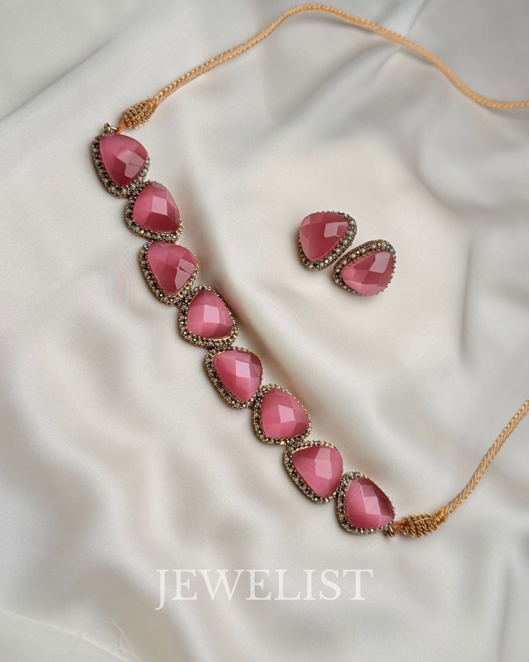 Bubblegum Trigon Choker by Jewelist.pk – Pakistani artificial jewellery set