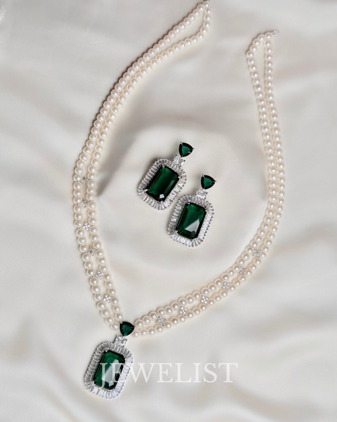 Amara Pearl Set by Jewelist.pk