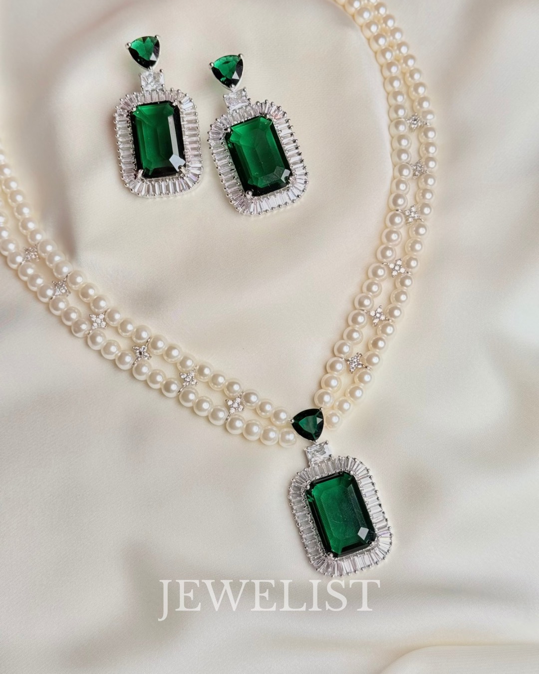 Amara Pearl Set by Jewelist.pk