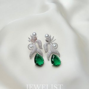 Acanthus Leaf Earrings Emerald