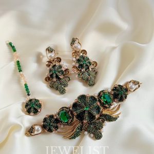 The Gulzar Choker Set Emerald Green Jewelist Jewellery