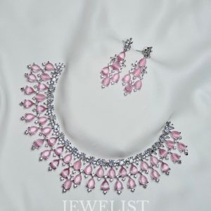 Étoile Drop Set by Jewelist.pk in Pink