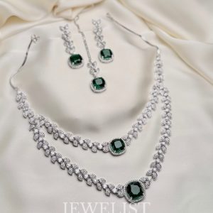 Willow Bloom Set in green by Jewelist.pk