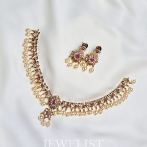 Gold Ornate Necklace Set – Traditional Pakistani festive jewellery