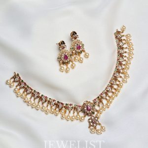 Gold Ornate Necklace Set – Traditional Pakistani festive jewellery