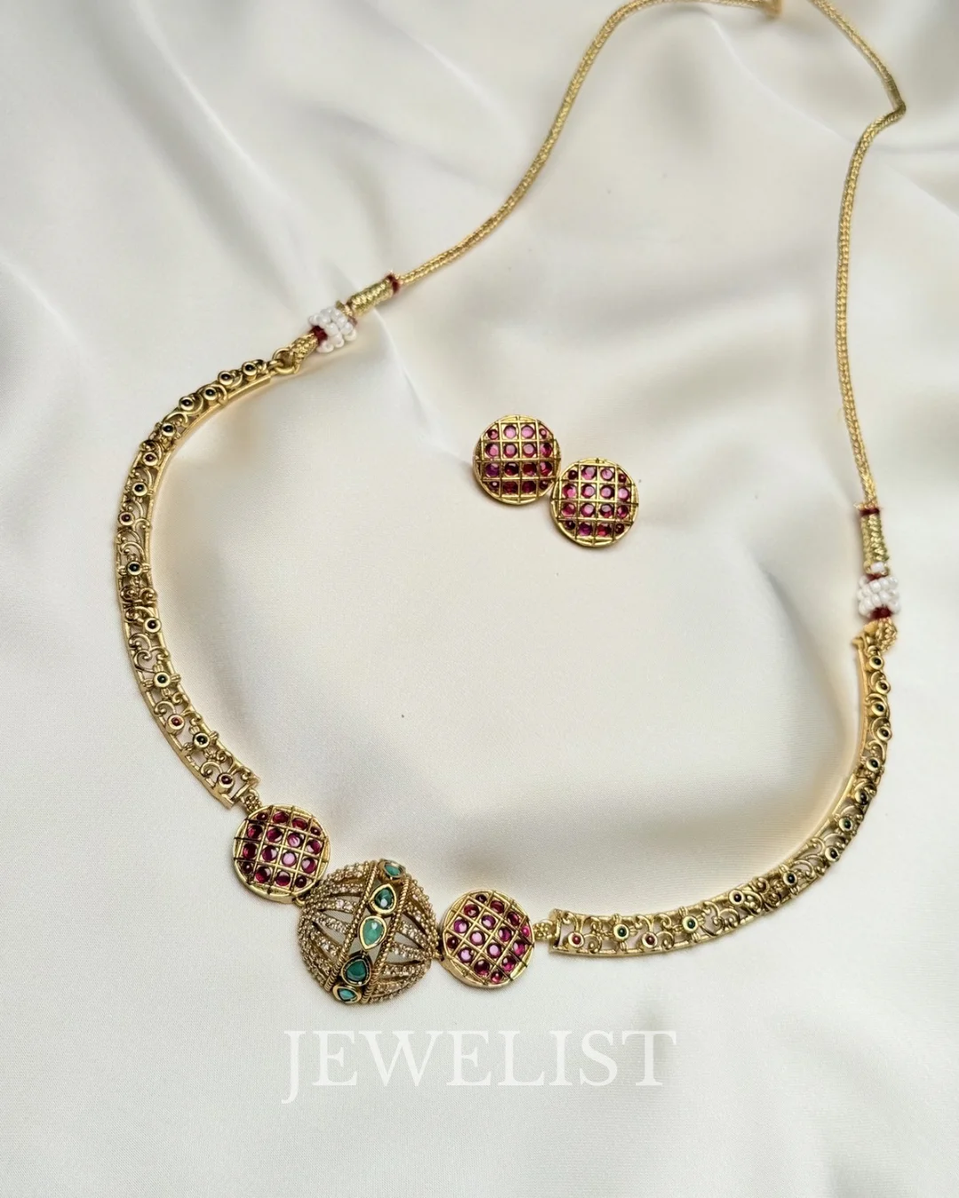 Orbit Necklace Set