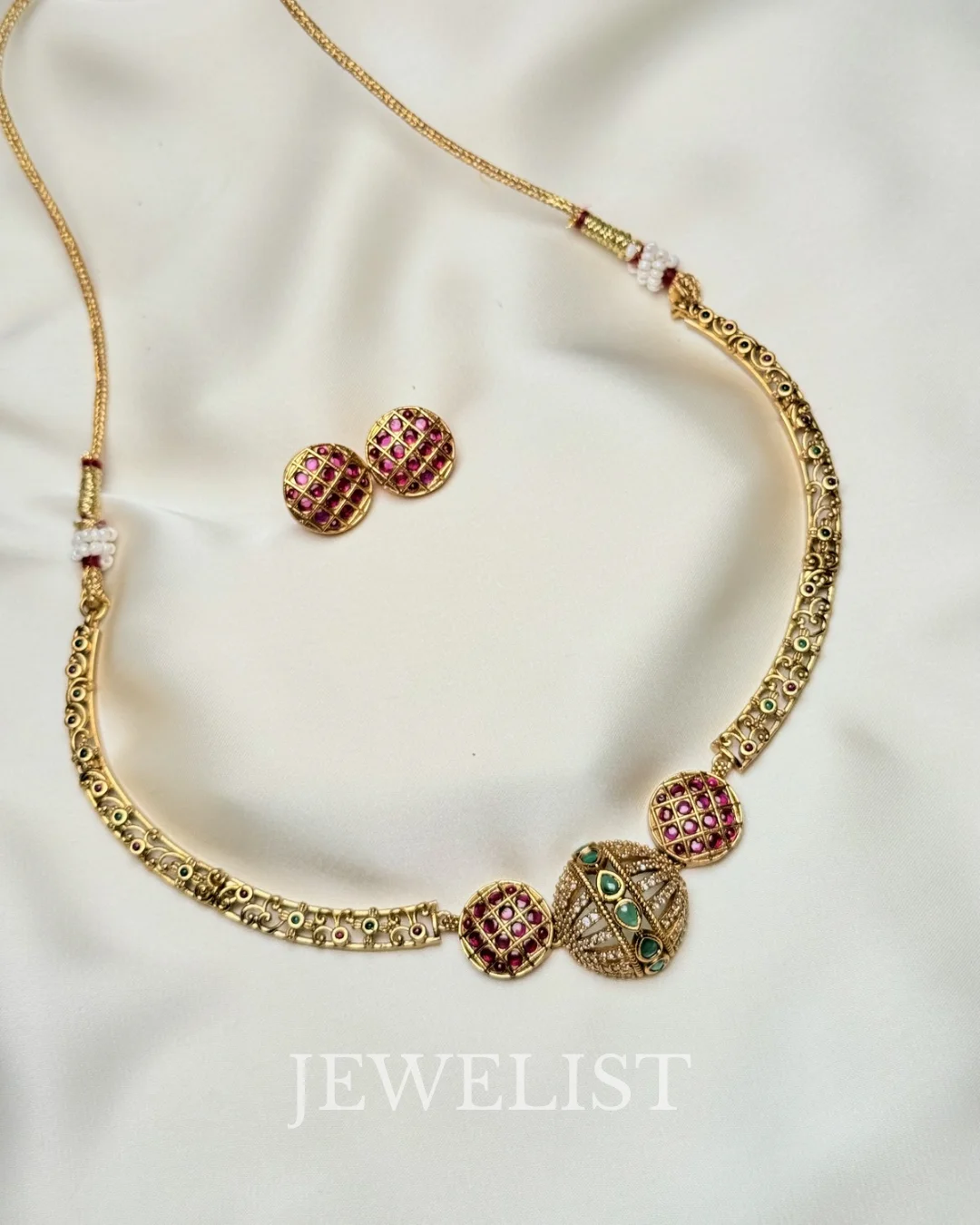 Orbit Necklace Set