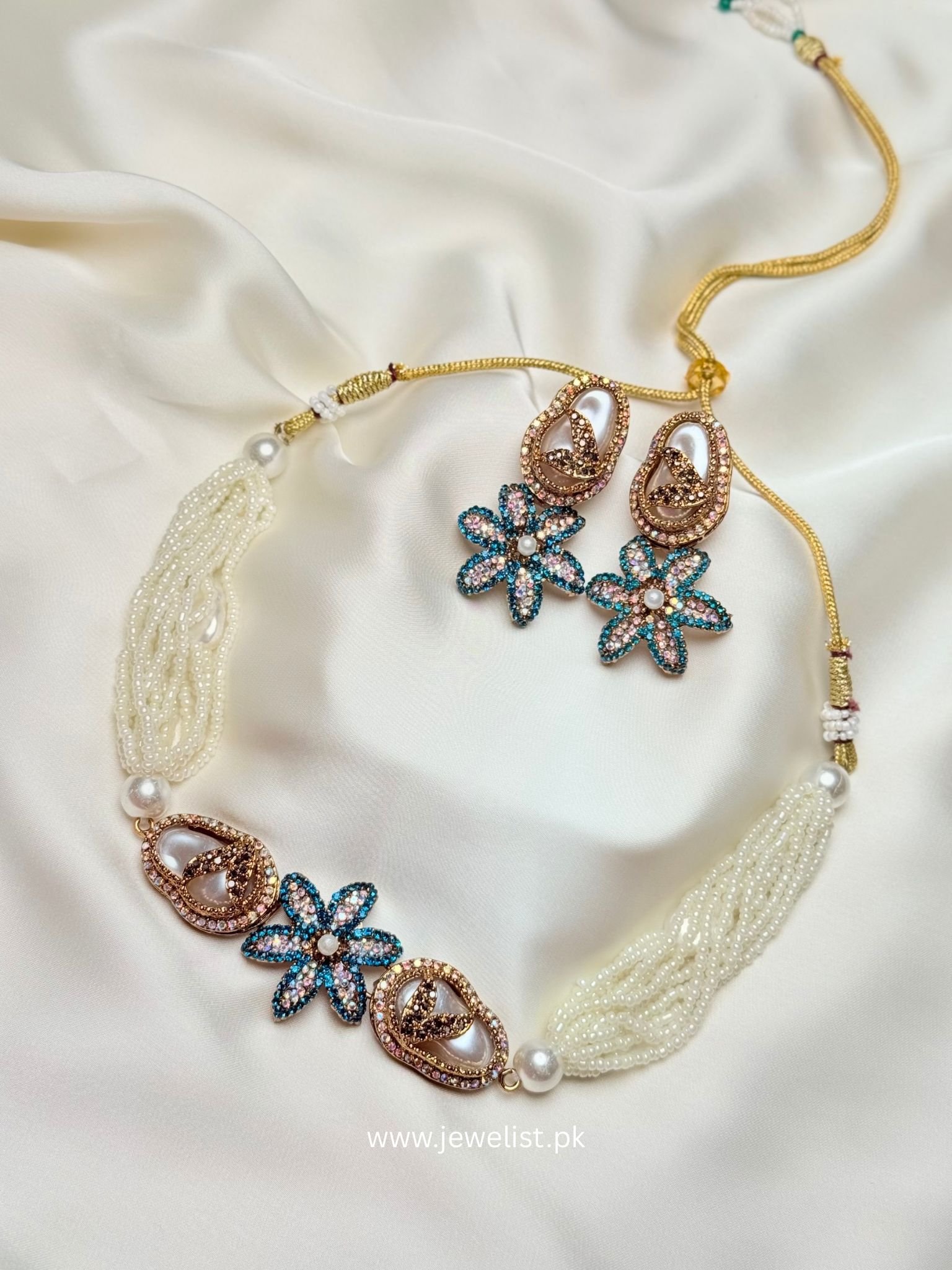 Pearl Floral Statement Necklace Set Laila in teal with pearl-like multi-strand design