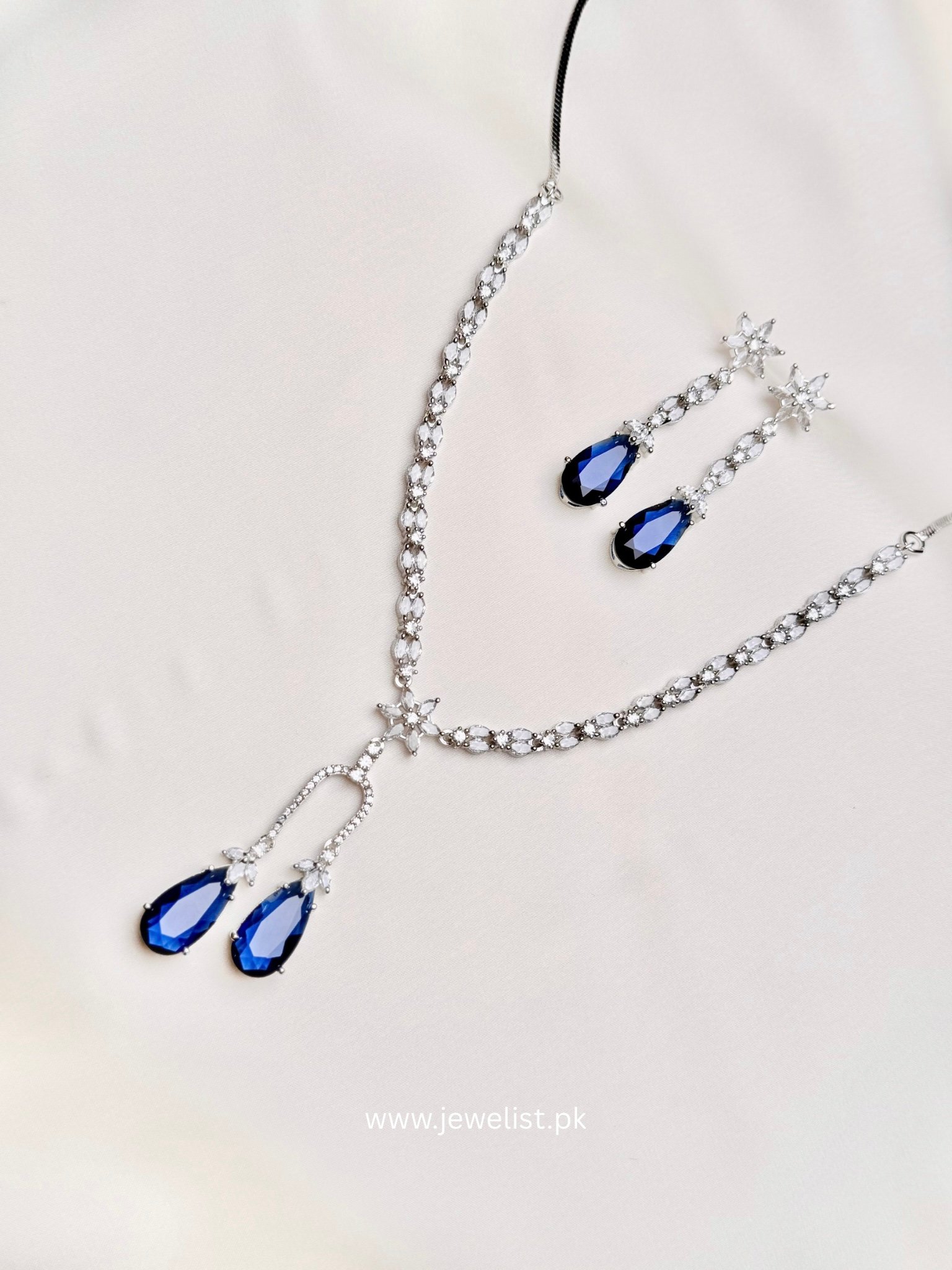 Celeste Y-Necklace Set in blue with silver-tone double teardrop pendant