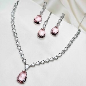 Nouveau Set light pink teardrop jewelry set with silver-tone necklace and earrings