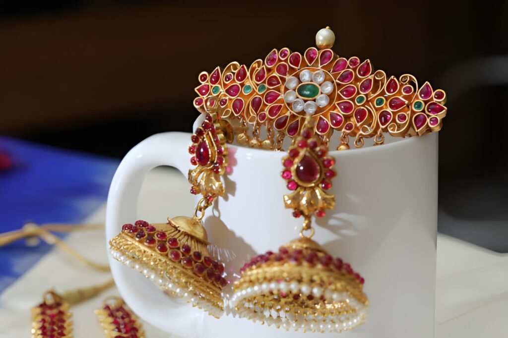 Kundan jewellery on display